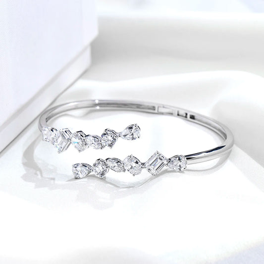 Customized TMB-648 18K Gold Diamond Engagement Wedding Bracelet Fancy Shape Lab Grown Diamond Bracelet Timemaster Jewelry