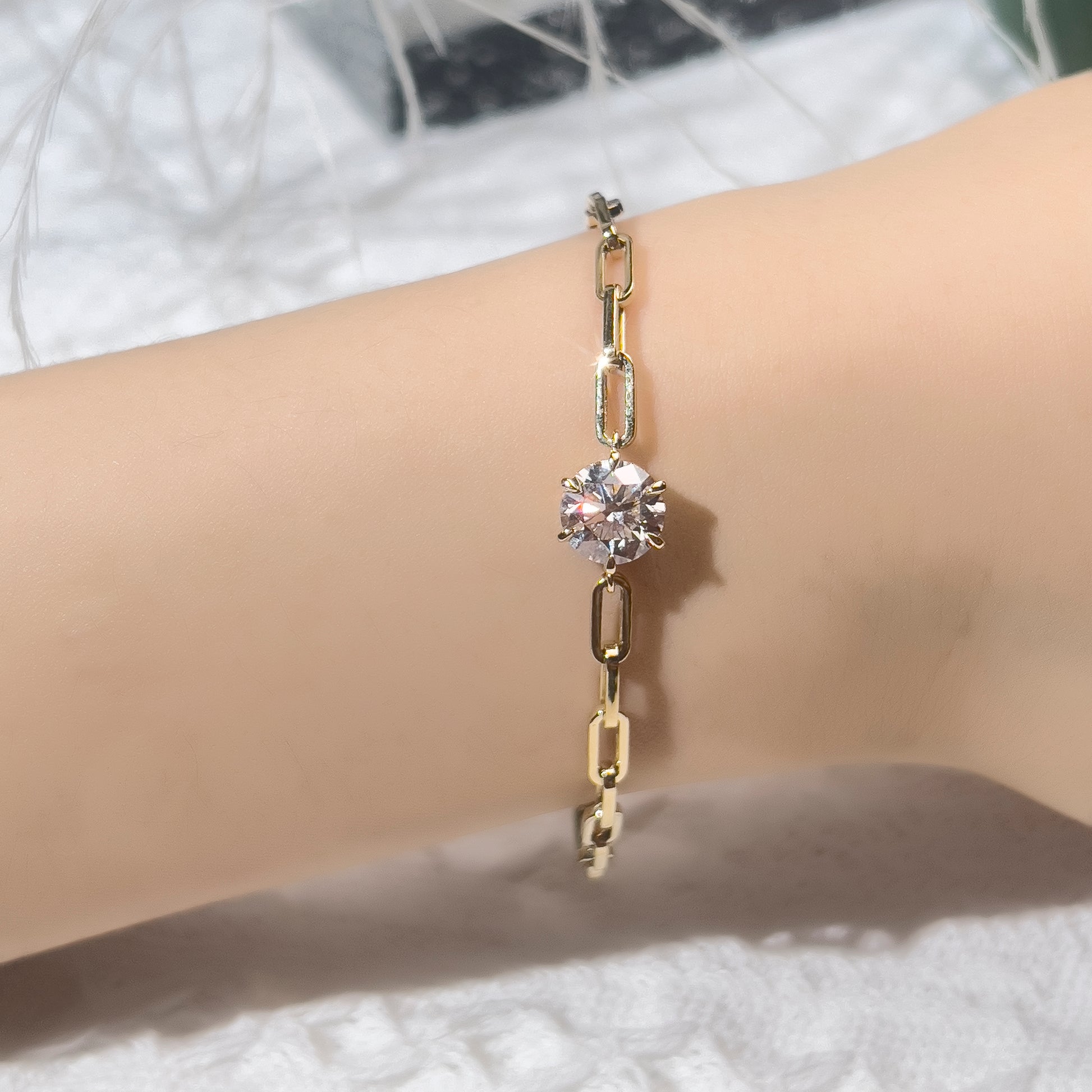 Woman 18K Yellow Gold Jewelry Bracelet 2 Carat HPHT CVD Lab Grown Diamond Bracelet Timemaster Jewelry
